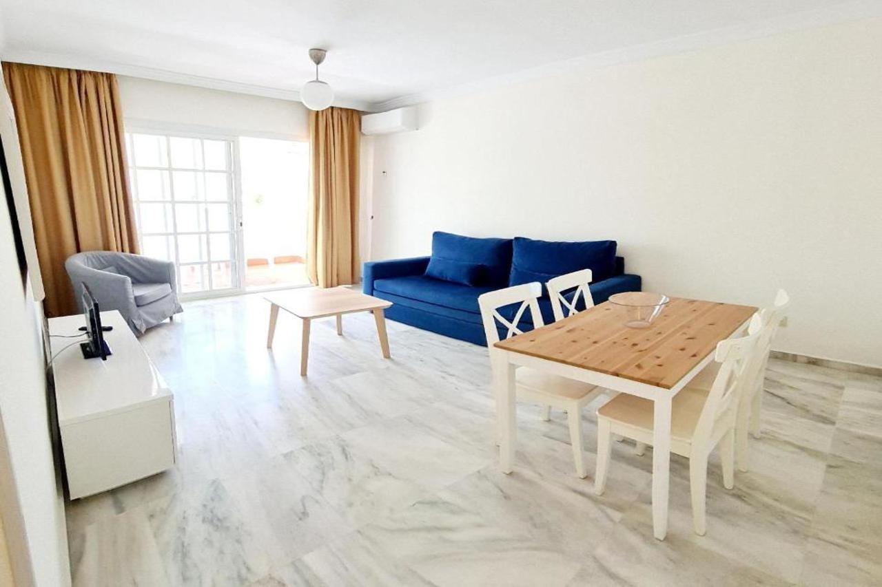 Apartamentos Pueblo Quinta Бенальмадена Екстер'єр фото
