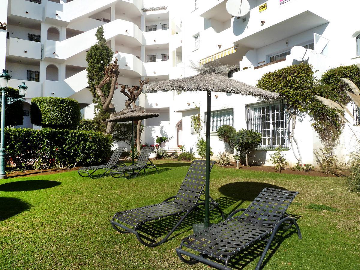 Apartamentos Pueblo Quinta Бенальмадена Екстер'єр фото